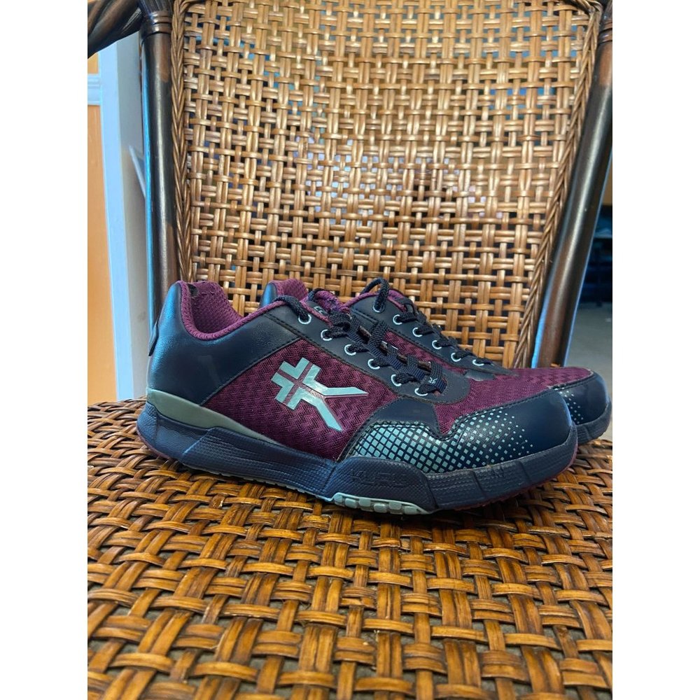 Kuru Quantum Womens Electric Grape- Midnight Blue Sneakers Sz 9